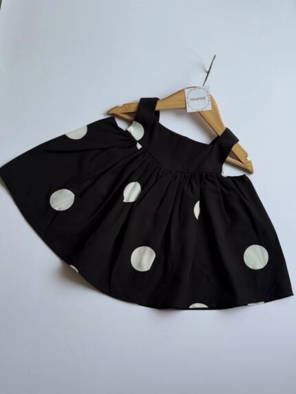 Misty Moon - Black